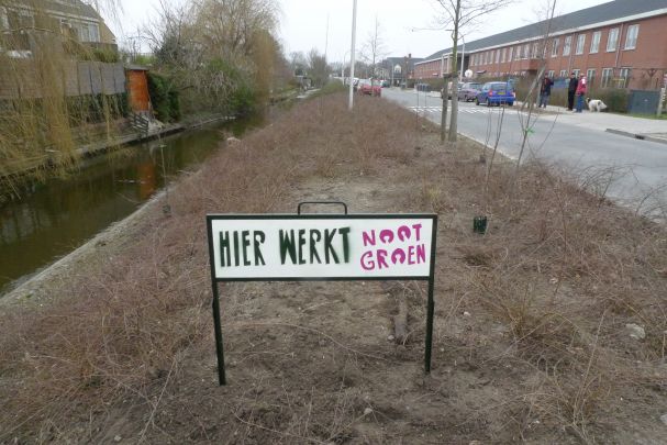 NOOTGROEN_WERKT_HIER